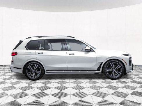 Used 2023 BMW X7 xDrive40i w/ M Sport Package image 41
