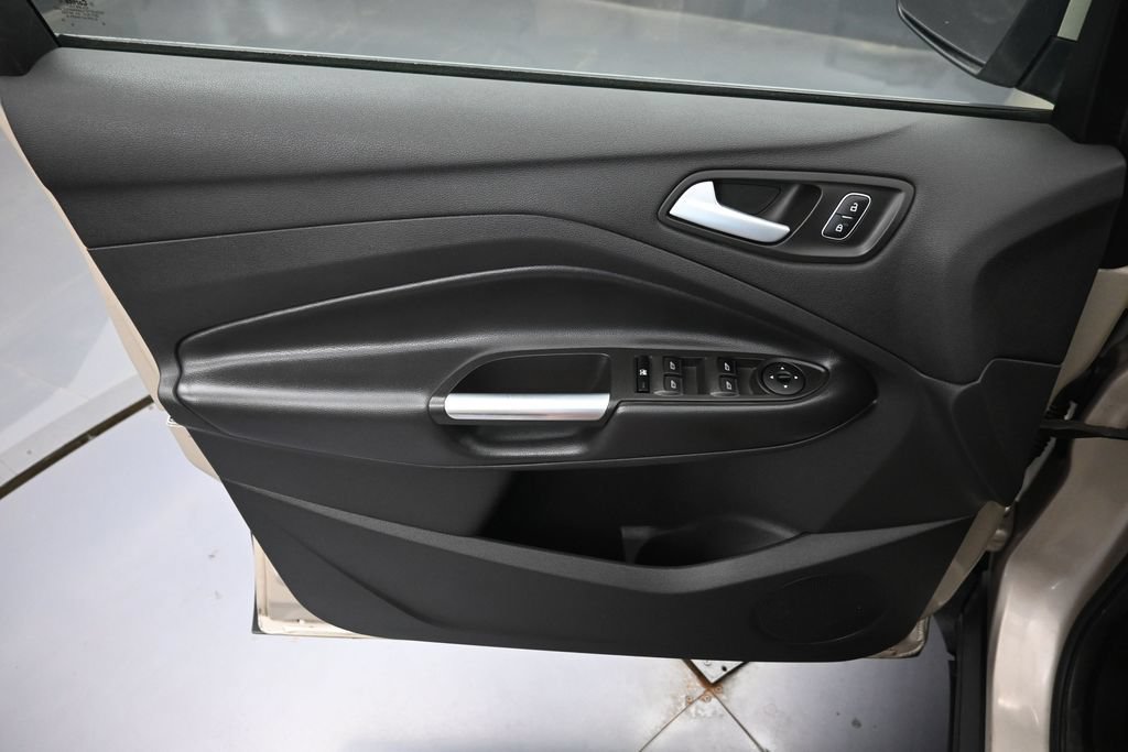 Used 2018 Ford Escape SE AWD/4WD image 23