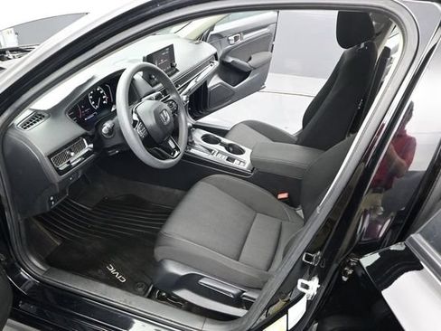 Used 2023 Honda Civic LX image 6