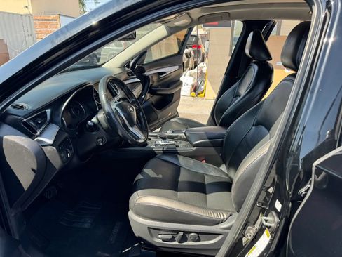 Used 2020 INFINITI QX50 Essential w/ Convenience Package FWD image 8