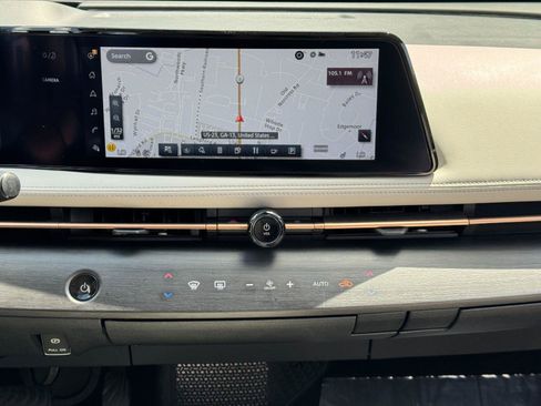 Used 2023 Nissan Ariya FWD image 22