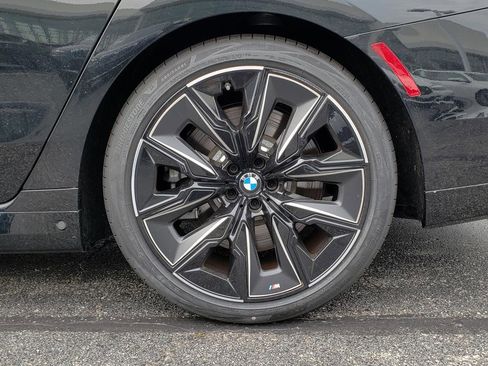 New 2025 BMW 760i xDrive w/ Executive Package image 12