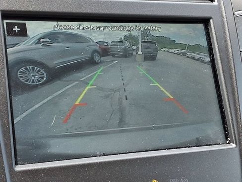 Used 2017 Lincoln MKC Select w/ Select Plus Package AWD/4WD image 19
