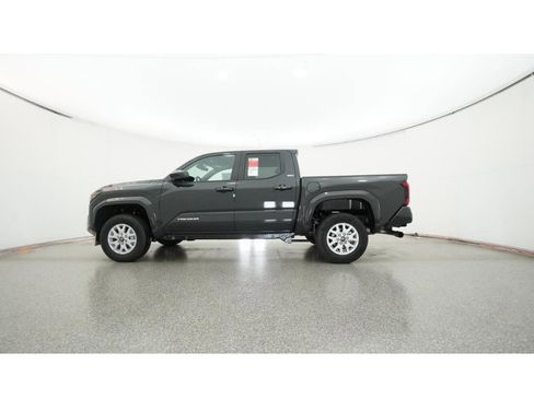 New 2025 Toyota Tacoma SR5 image 19