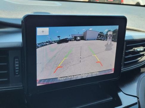 Used 2024 Ford Explorer ST-Line w/ Class IV Trailer Tow Package RWD image 35