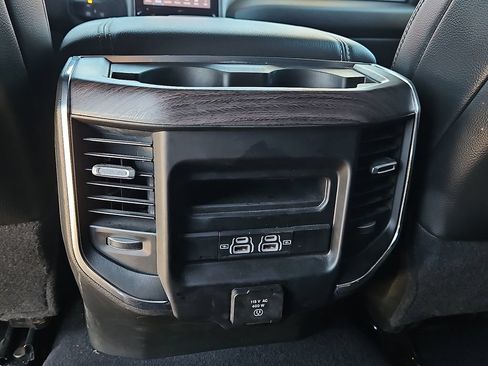 Used 2025 RAM 2500 Laramie w/ Night Edition AWD/4WD image 21
