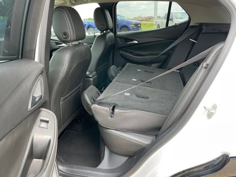 Used 2024 Buick Encore GX Sport Touring FWD image 43