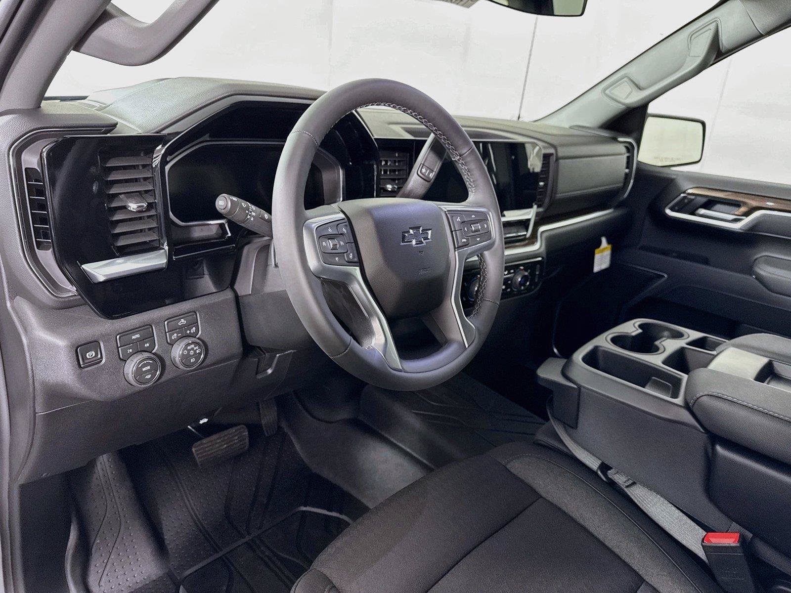 New 2026 Chevrolet Silverado 1500 RST w/ RST Select Package AWD/4WD image 3