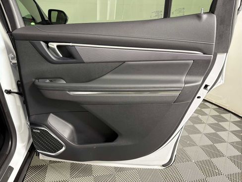 New 2026 Buick Enclave Sport Touring w/ Super Cruise Package image 30