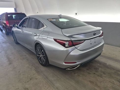 Used 2022 Lexus ES 350 w/ Premium Package FWD image 4