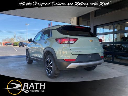 Used 2025 Chevrolet TrailBlazer LT image 8