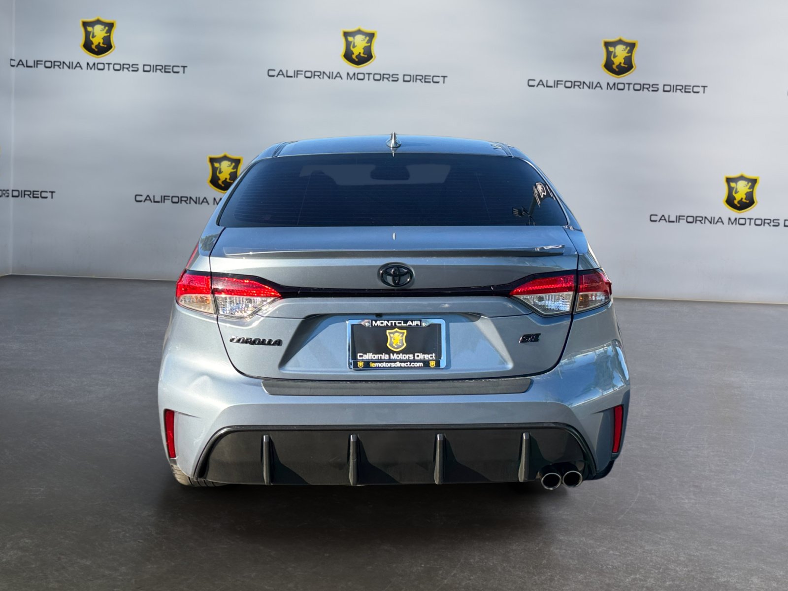 Used 2023 Toyota Corolla SE w/ Carpet Mat Package (TMS) FWD image 4