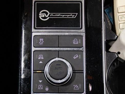 Used 2020 Land Rover Range Rover SV Autobiography Dynamic image 12