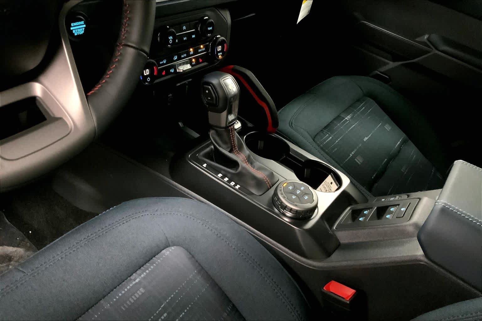 New 2026 Ford Bronco Heritage Edition AWD/4WD image 6