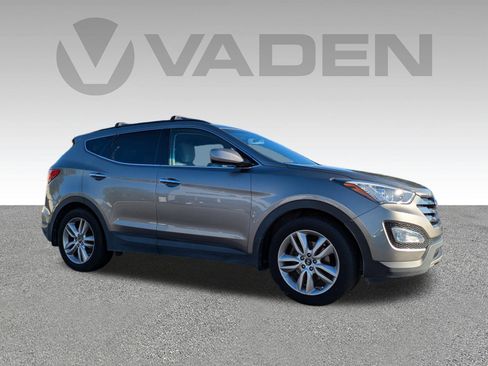 Used 2013 Hyundai Santa Fe Sport w/ Popular Equipment Pkg image 3