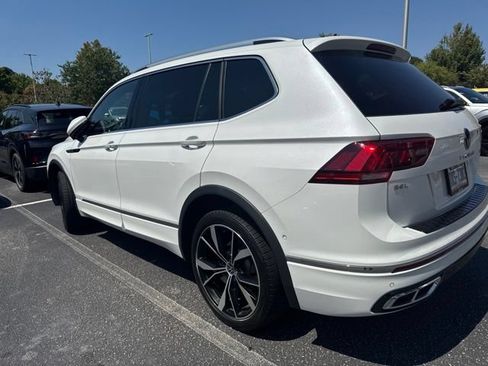 Used 2024 Volkswagen Tiguan SEL R-Line AWD/4WD image 12