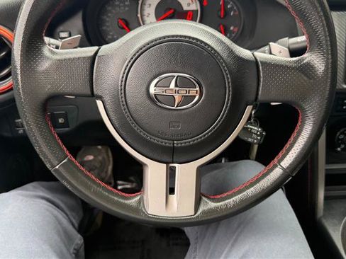 Used 2015 Scion FR-S RWD image 22