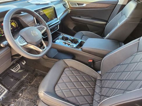 New 2026 Volkswagen Atlas SEL Premium R-Line AWD/4WD image 8