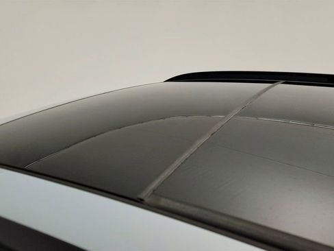 Used 2024 BMW X3 M40i w/ Premium Package image 10