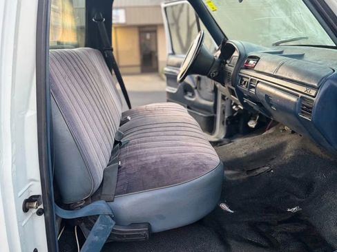 Used 1997 Ford F450 2WD Regular Cab Super Duty image 12