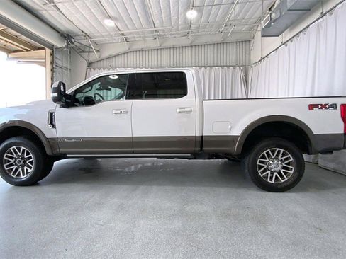 Used 2017 Ford F250 King Ranch w/ King Ranch Ultimate Package image 26