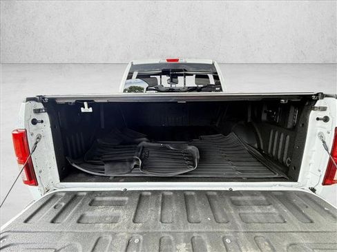 Used 2018 Ford F150 Lariat w/ Equipment Group 502A Luxury AWD/4WD image 15
