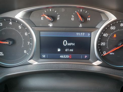 Used 2024 Chevrolet Equinox RS w/ RS Leather Package AWD/4WD image 21