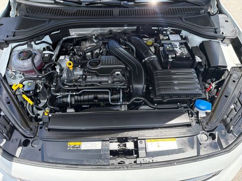 Certified 2025 Volkswagen Jetta S FWD image 27