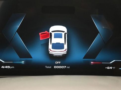 New 2026 BMW X6 M60i image 7