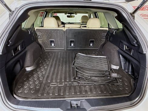 Used 2020 Subaru Outback Limited w/ Popular Package #2 image 30