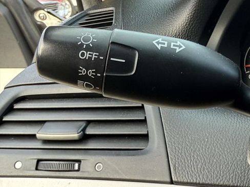 Used 2011 Honda Accord LX-P image 27
