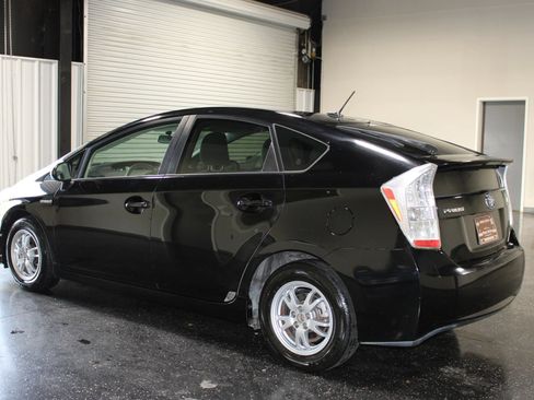 Used 2010 Toyota Prius Two FWD image 6