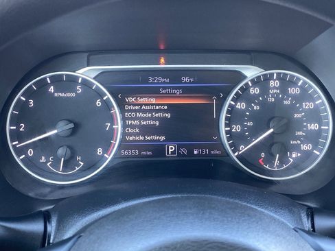 Certified 2024 Nissan Sentra SV FWD image 31