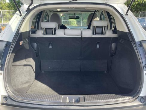 Used 2017 Honda HR-V EX-L image 8