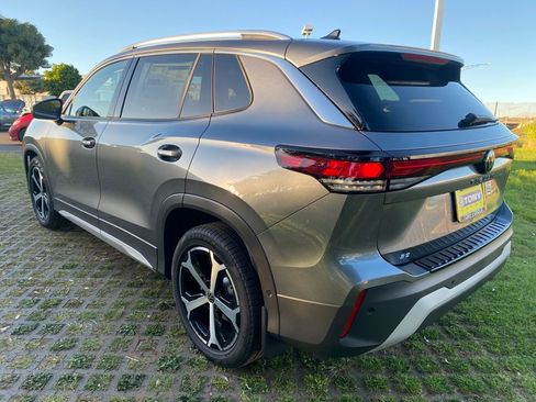 New 2026 Volkswagen Tiguan SE image 5