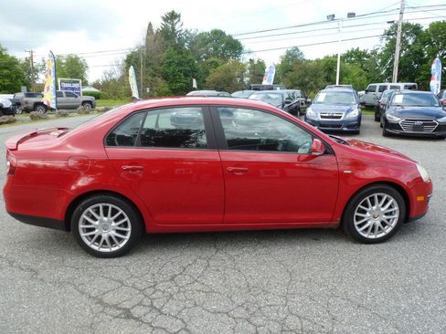 Used 2008 Volkswagen Jetta Wolfsburg Edition FWD image 8