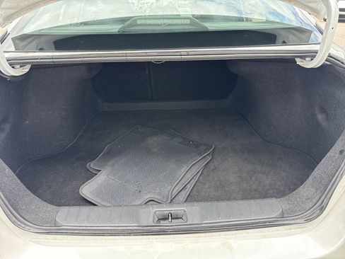 Used 2024 Nissan Sentra SV FWD image 9
