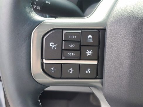 Used 2024 Ford F350 Limited w/ FX4 Off-Road Package image 23