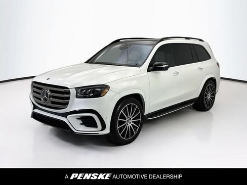 Used 2025 Mercedes-Benz GLS 580 4MATIC image 1