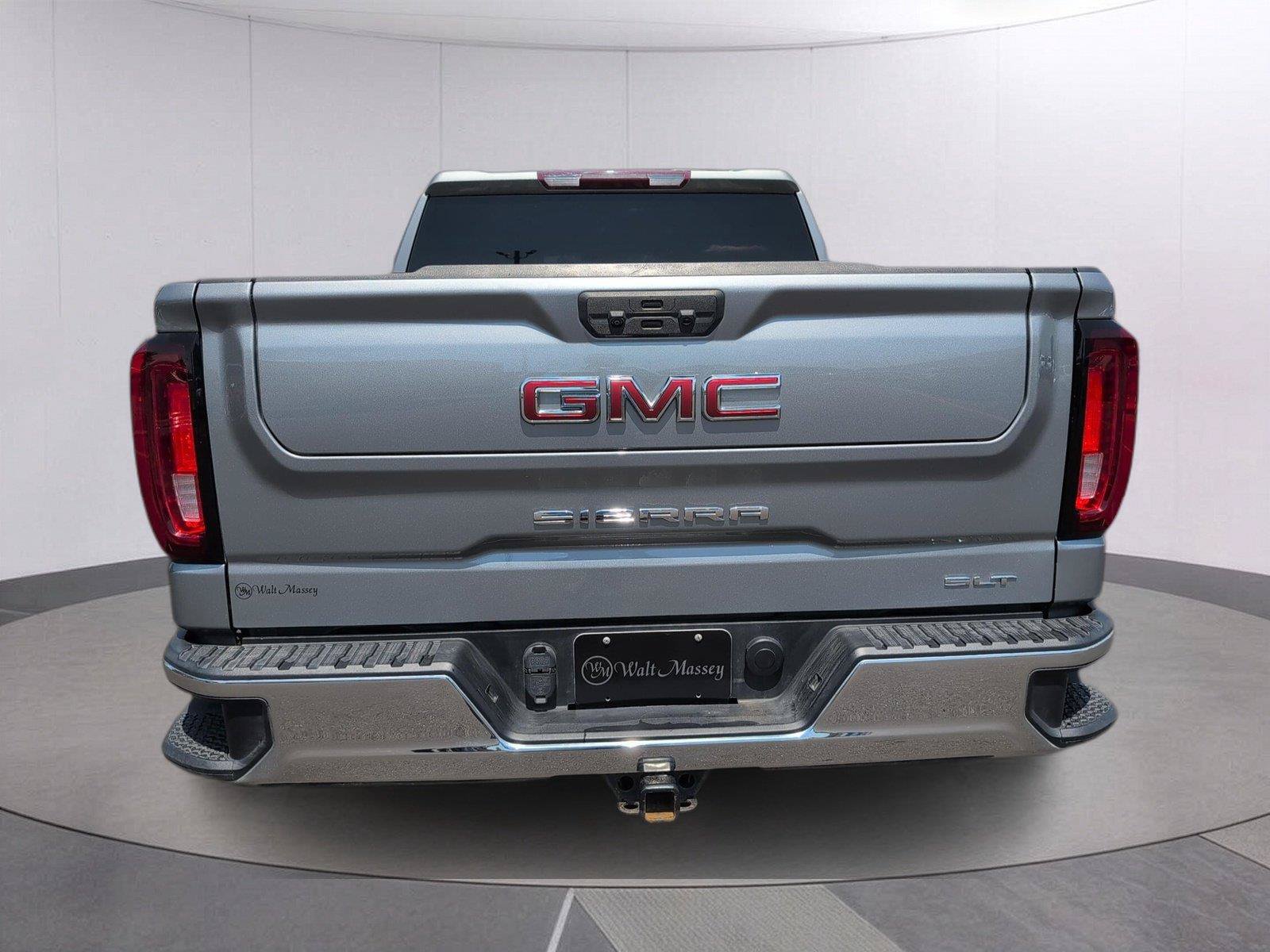 Used 2024 GMC Sierra 1500 SLT AWD/4WD image 6