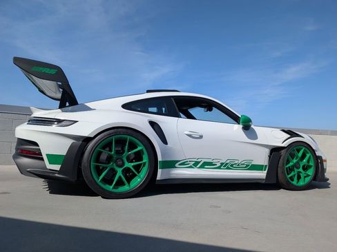 Certified 2024 Porsche 911 GT3 RS RWD image 24