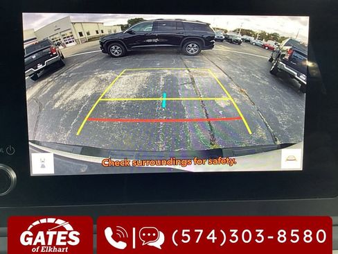 Used 2024 Toyota Tacoma SR image 16