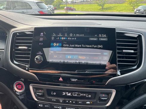 Used 2022 Honda Pilot Black Edition image 23