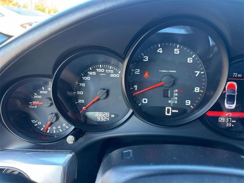 Used 2013 Porsche 911 Carrera image 18