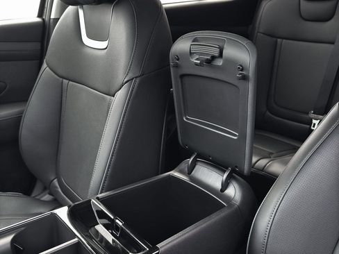 New 2026 Hyundai Tucson Limited image 18