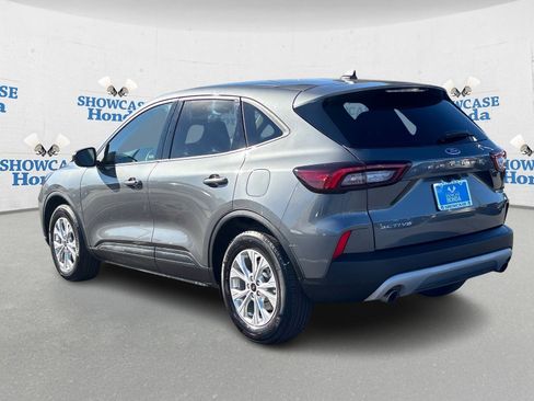 Used 2025 Ford Escape Active w/ Cold Weather Package image 5