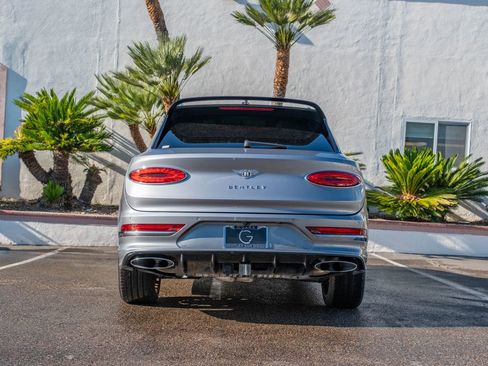 Used 2021 Bentley Bentayga Speed AWD/4WD image 33