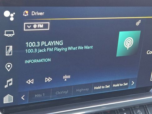 Used 2025 Chevrolet Silverado 1500 LT Trail Boss w/ Convenience Package II image 18