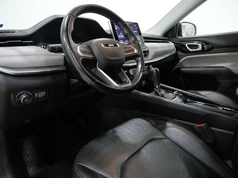 Used 2022 Jeep Compass Limited w/ Sun and Sound Group AWD/4WD image 12
