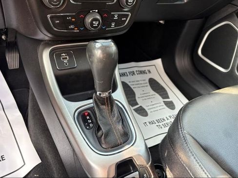 Used 2019 Jeep Compass Latitude image 20